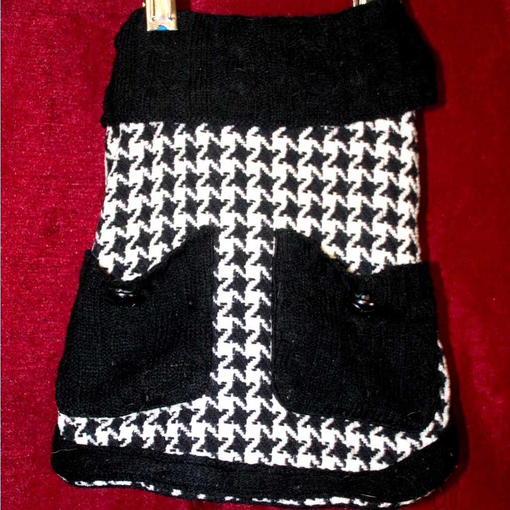 Dickens Closet Pet Sweater Size S Black